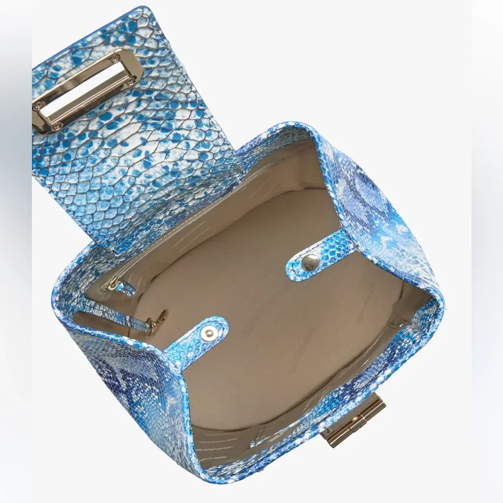 Brahmin Maddie Sling Backpack – Oceangrove Blue Snakeskin Embossed Leather – NWT - Picture 3 of 13